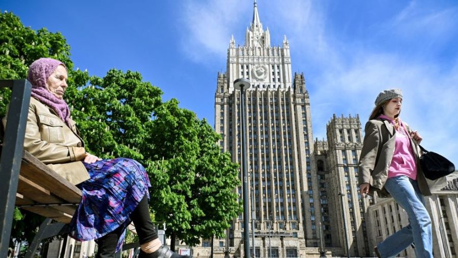 Moscou déclenche une guerre diplomatique contre Berlin