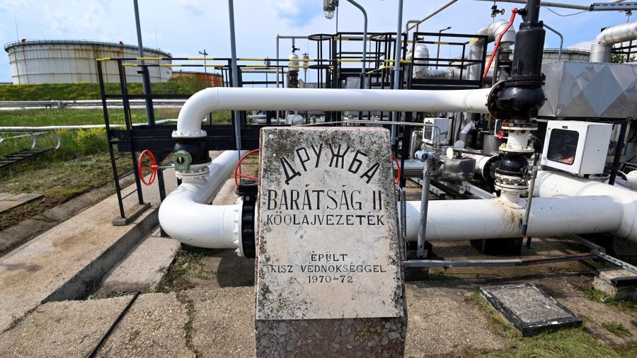Pétrole russe: pourquoi la Hongrie refuse l'embargo