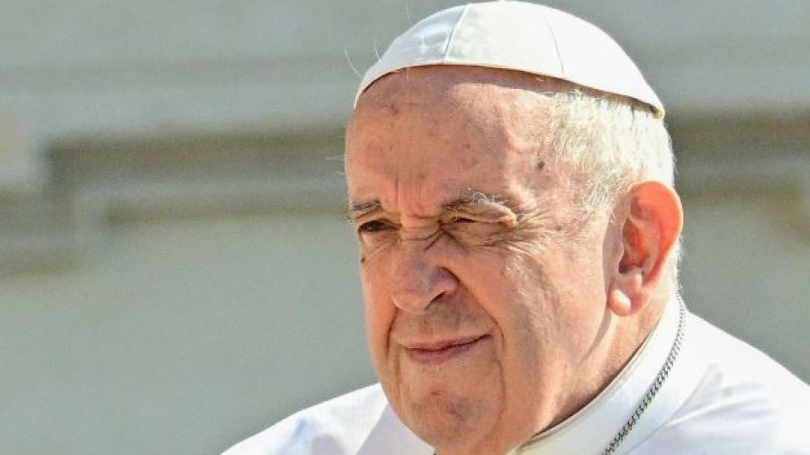 La santé de François suscite les inquiétudes