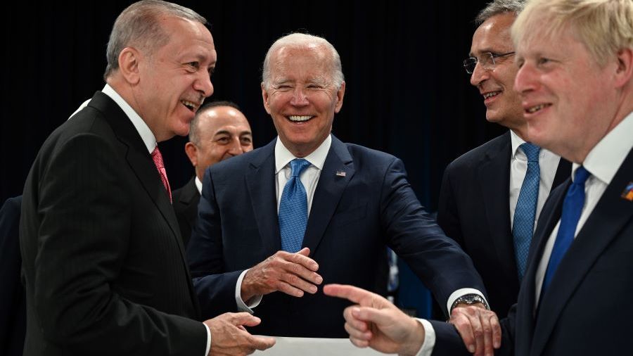 Erdogan lève in extrémis son véto à l'OTAN