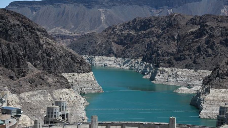 États-Unis: les turbines du barrage Hoover bientôt à sec