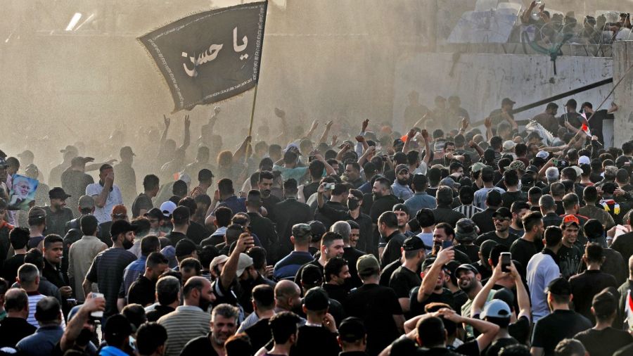 Les rivaux de Sadr manifestent, le risque d'affrontement s'accentue