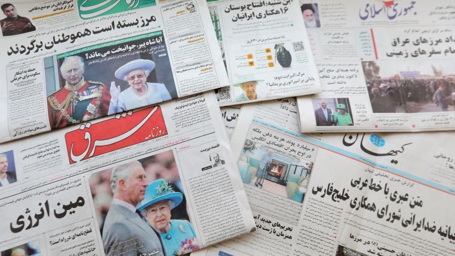 Elisabeth II, symbole de l'impérialisme occidental pour beaucoup d'Iraniens