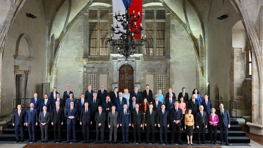 À Prague, l'UE désunie dans la diversité d'opinions
