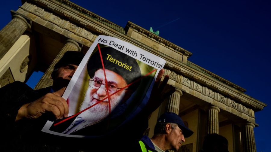 Répression, nucléaire, soutien à Moscou: l'Iran en position délicate