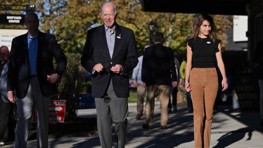 Vote anticipé pour Biden et sa petite fille Natalie