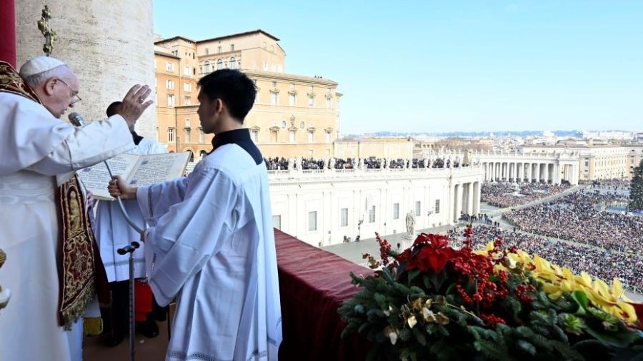 Le pape François demande la fin des «guerres insensées»