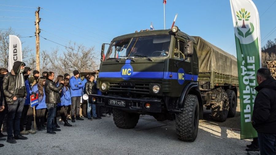 Au Karabakh, les Arméniens redoutent une crise humanitaire