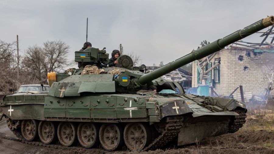 Ukraine: UE et Otan veulent fournir plus d'armements