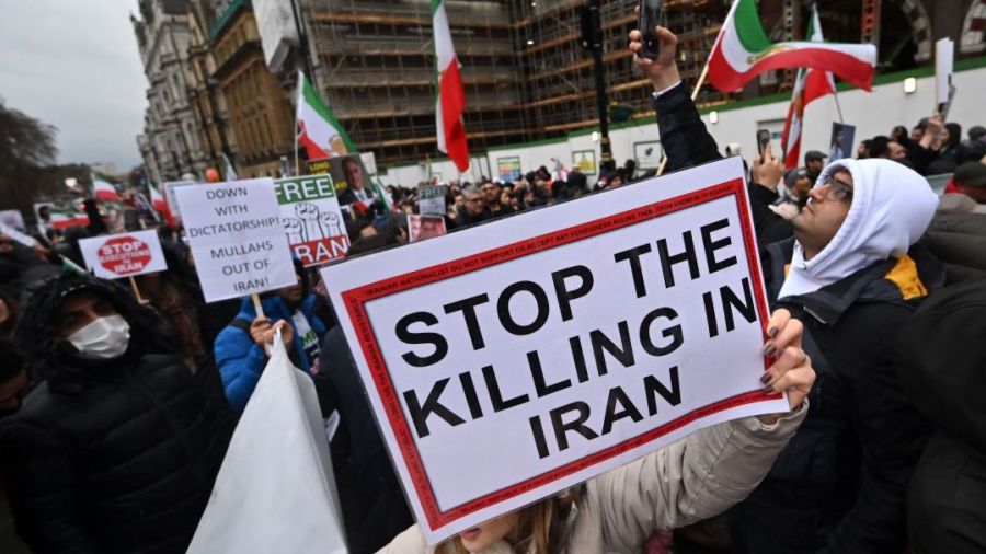 En Iran, la potence fonctionne sans relâche