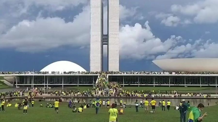 Brasilia retrouve le calme après l'assaut des bolsonaristes