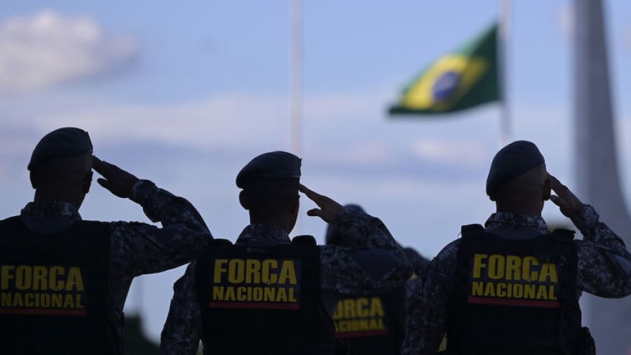 Lula poursuit la purge des bolsonaristes dans l'armée