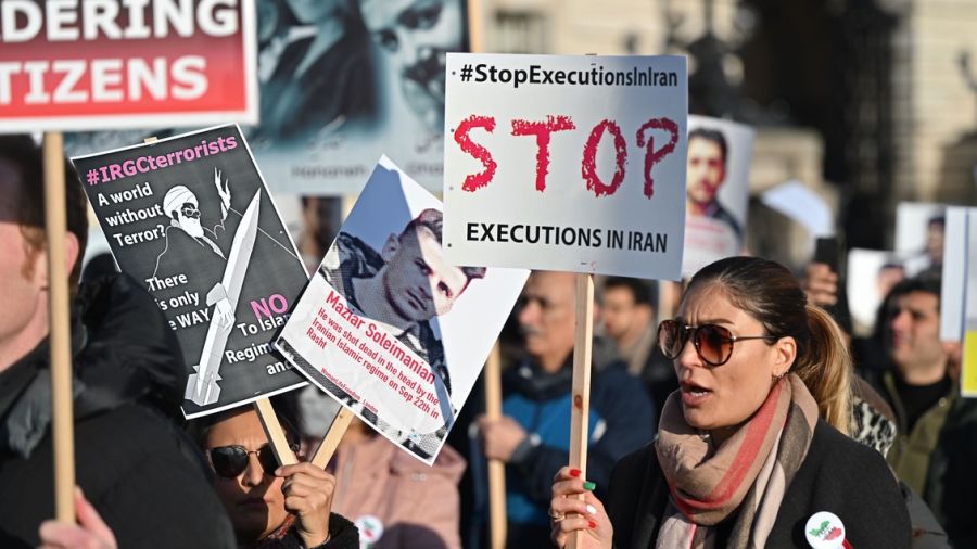 Sanctions occidentales: l'Iran contre-attaque