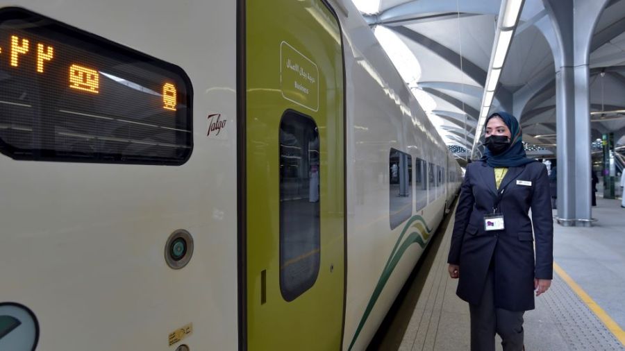 En Arabie Saoudite, des conductrices de train pour la Mecque