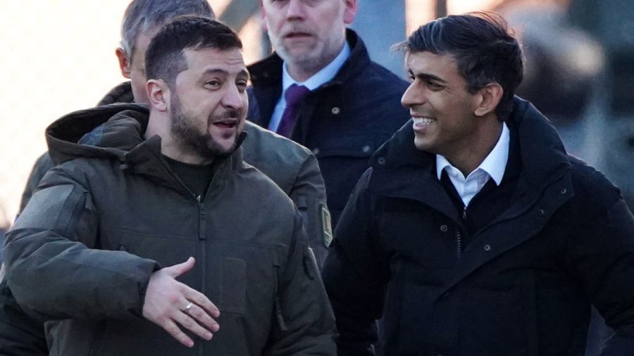 Zelensky veut convaincre ses alliés de lui livrer des avions