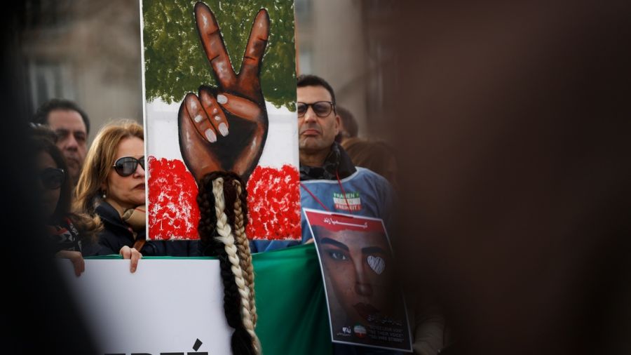 Un discours de Raïssi interrompu par des cyber-activistes