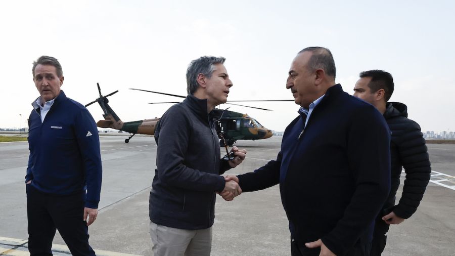 Séisme: Blinken en Turquie annonce une nouvelle aide US