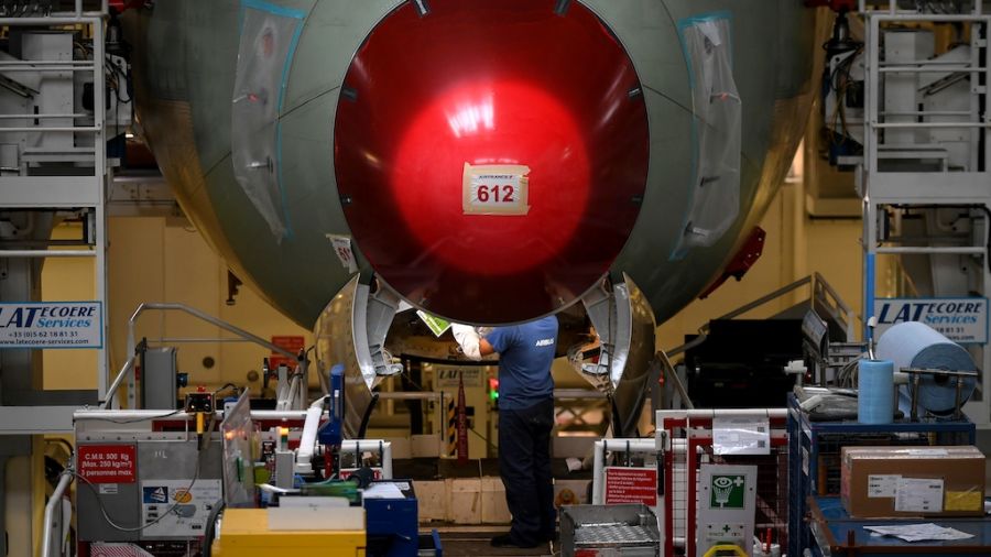 La défense et l'aéronautique françaises recrutent massivement