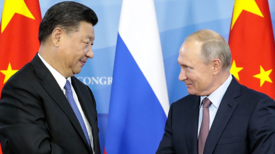 Xi à Moscou: L'Ukraine réclame le retrait de l'armée russe