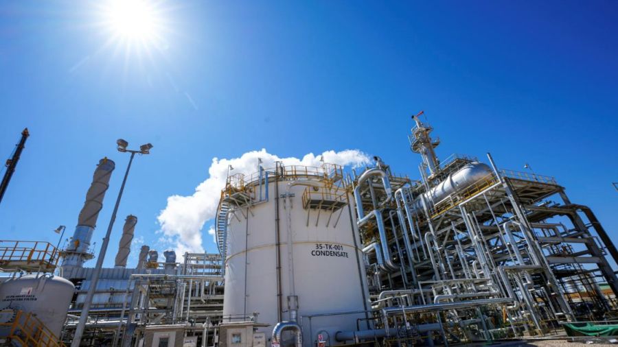 OPEP: nouvelle réduction de la production pétrolière