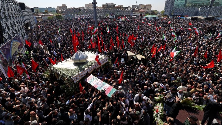 Iran: hommage public à deux Pasdaran tués par Israël