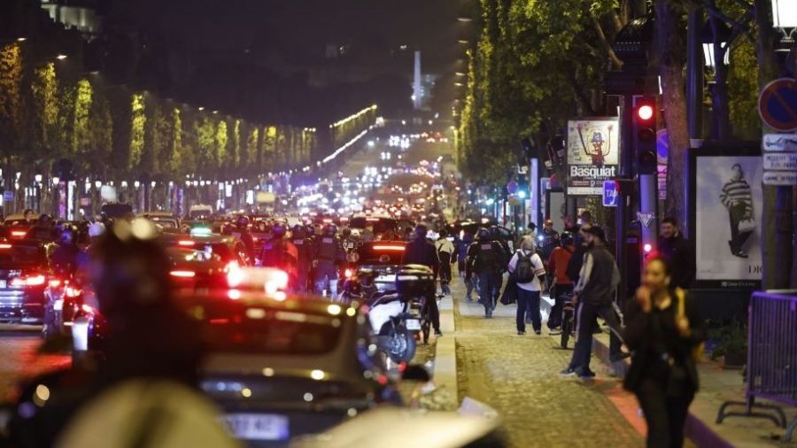 Les Champs-Elysées, Lyon et Marseille sous haute surveillance