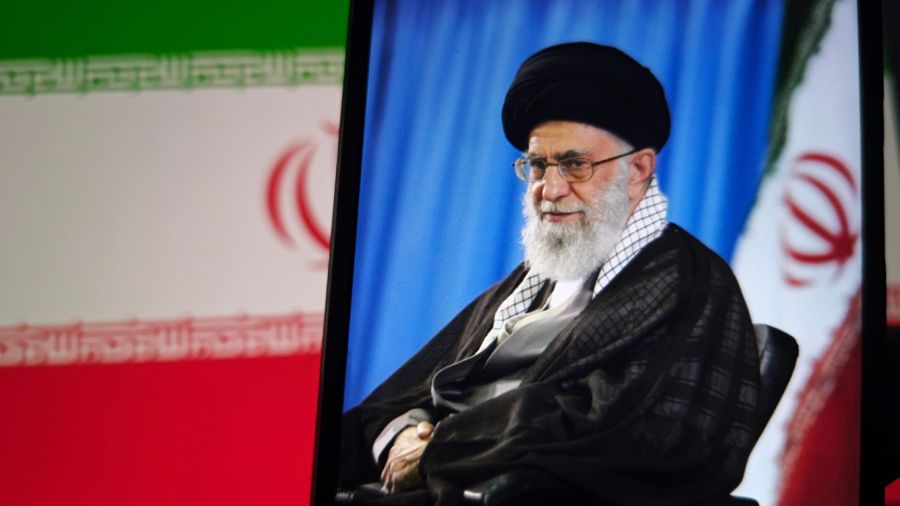Quand Ali Khamenei est menacé, un homme pour assurer sa sécurité. Qui est-il ? 
