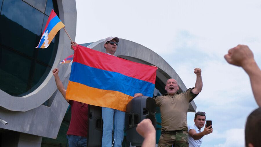 Karabakh: pourparlers tendus entre Erevan et Bakou