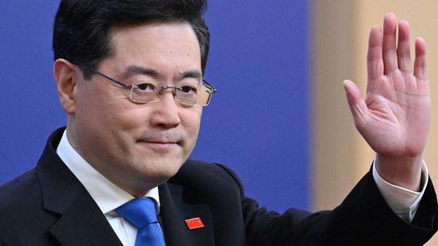 «Disparu» depuis un mois, le ministre chinois des AE est limogé