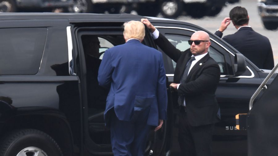 La sécurité de Trump renforcée après des renseignements sur un complot iranien