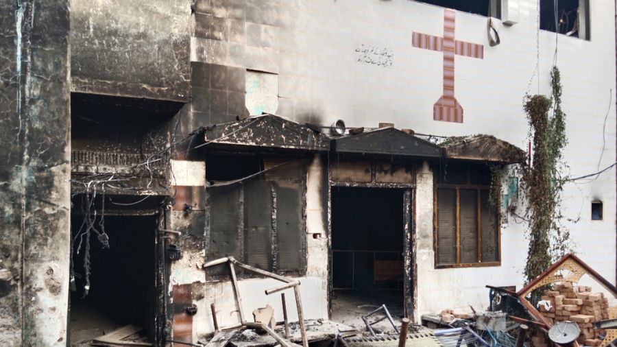 Pakistan: des édifices chrétiens incendiés sur fond de «blasphème»