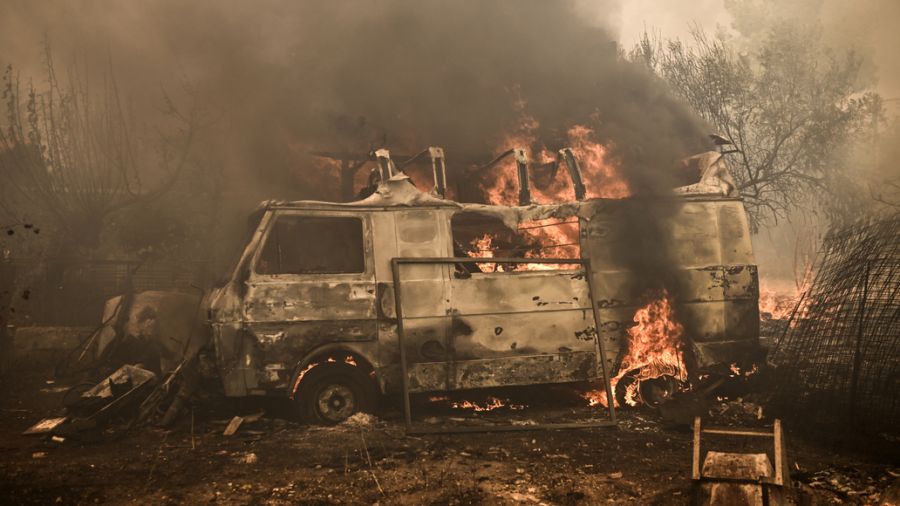 La Grèce face au plus grand incendie de l'Union Européenne