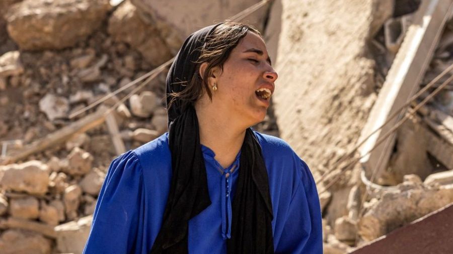 Maroc: la douloureuse recherche de survivants