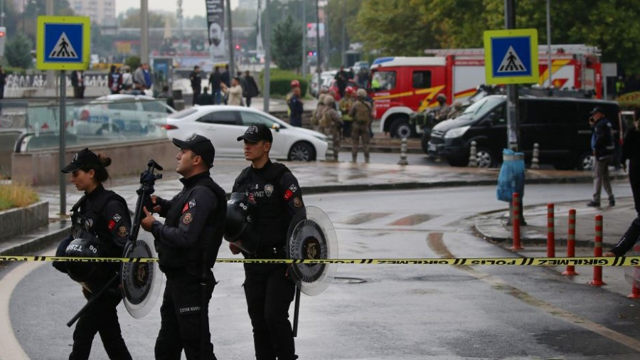 Attentat suicide près du Parlement turc à Ankara