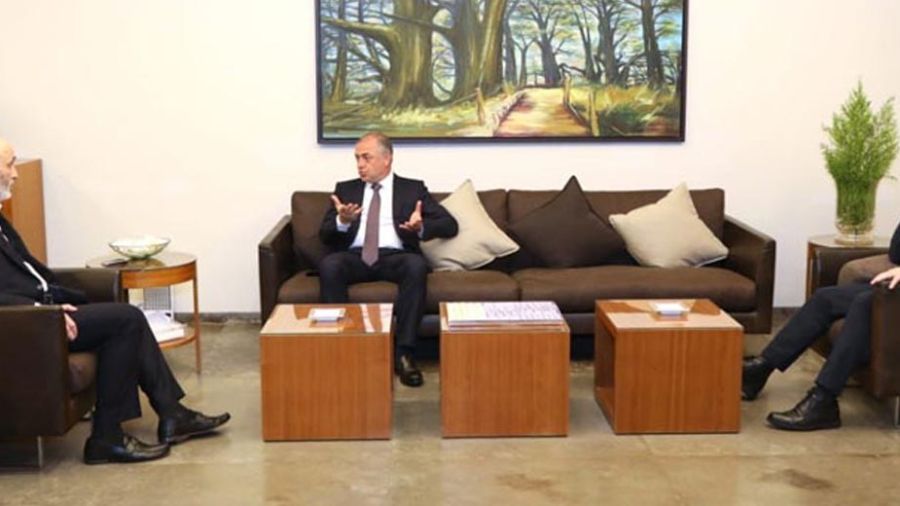 Bou Saab chez Geagea:Les obstacles à la seconde étape applanis