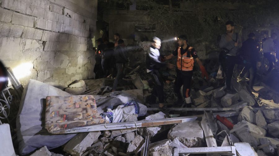 Macron condamne les bombardements de civils à Gaza