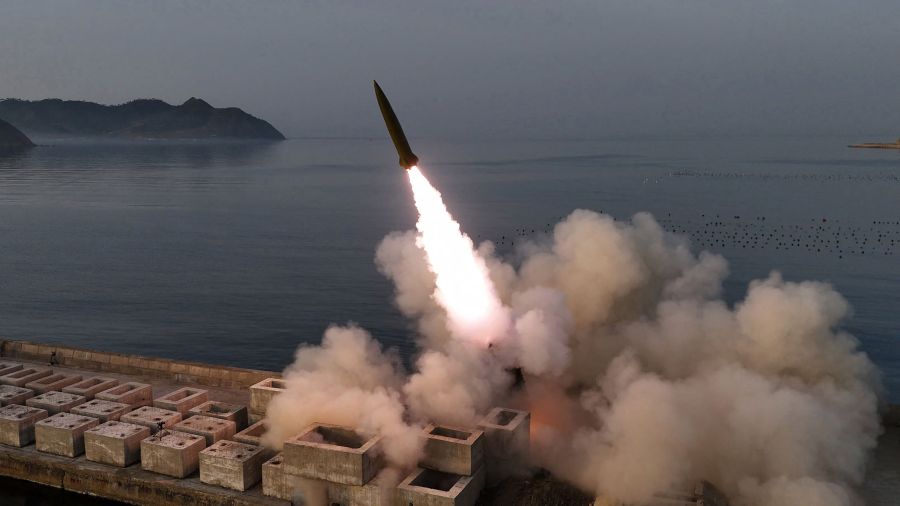 Corée du Nord: Kim Jong Un annonce que des navires militaires sont en train d’être équipés d’armes nucléaires