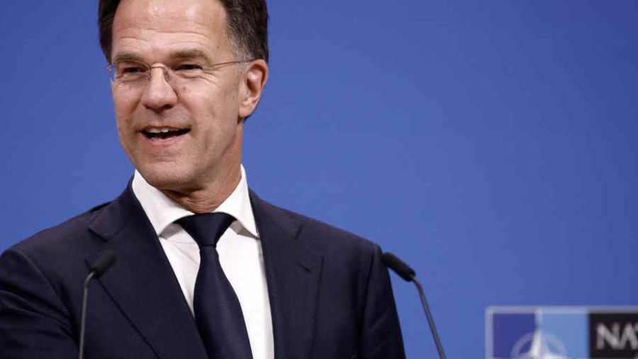 Le Néerlandais Mark Rutte prend mardi la tête de l'Otan, en pleine incertitude