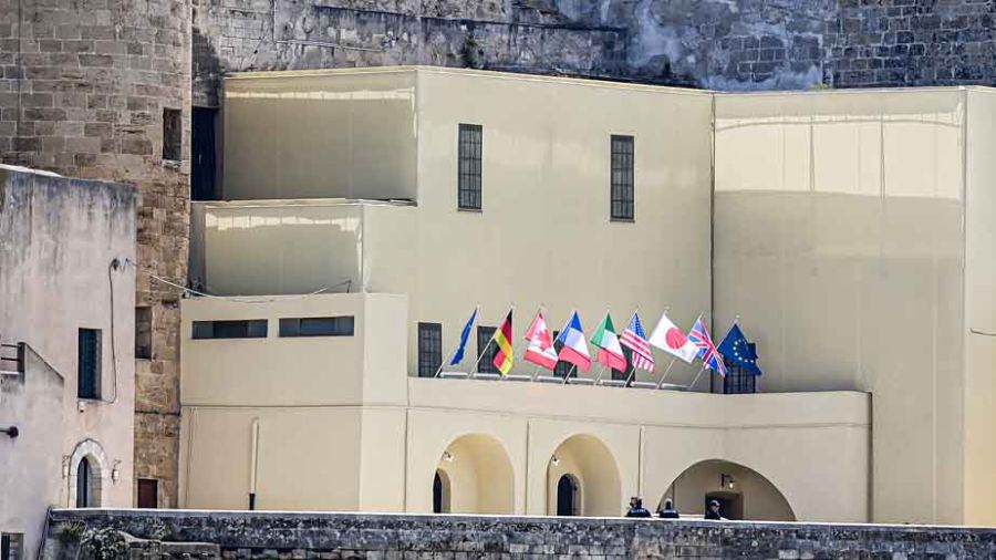 En Italie, les dirigeants du G7 visent un accord sur les actifs russes