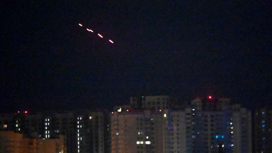 Deux morts à Kiev après une violente offensive russe