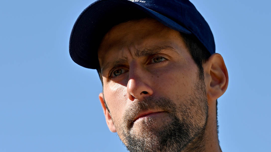 Djokovic privé de l'Open d'Australie : l'épilogue d'un feuilleton à rebondissements