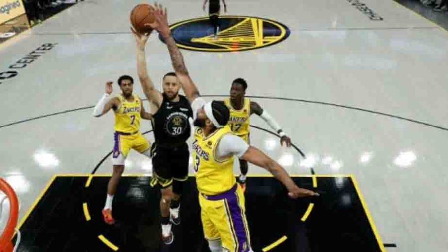 NBA: les Lakers frappent fort d'entrée chez les Warriors