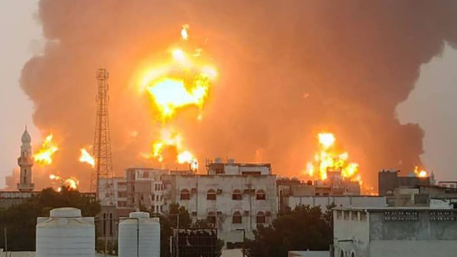 Yémen: raids israéliens sur des ports et des centrales électriques de Hodeida