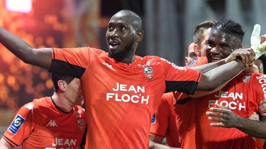 Lorient prend une option sur le maintien en L1