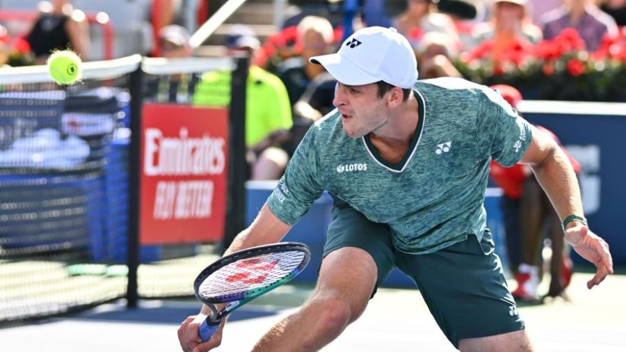 Hurkacz et Carreño en finale à Montréal