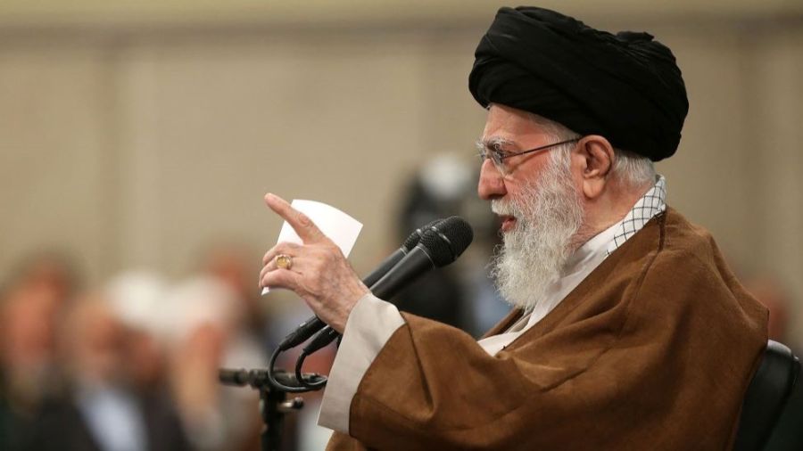 Suspension d'un compte hébreu lié à Khamenei sur X