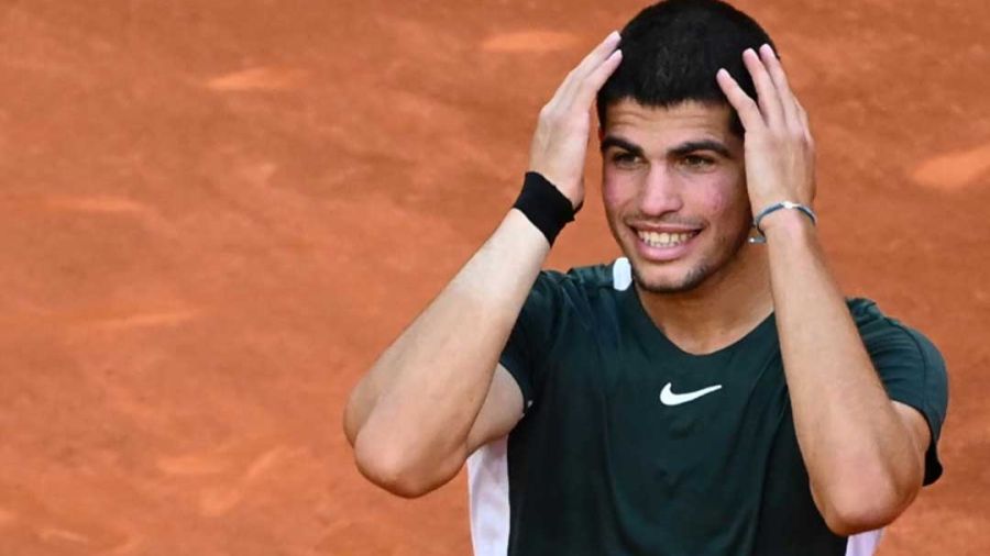 Après Nadal, Alcaraz s'offre Djokovic et une finale à Madrid