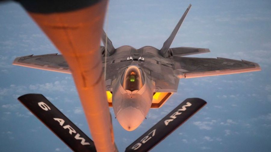 Le Centcom reçoit des avions furtifs F-22 en renfort