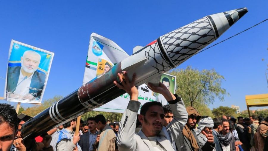 Yémen: Raids contre l'aéroport de Sanaa et d'autres sites aux mains des Houthis