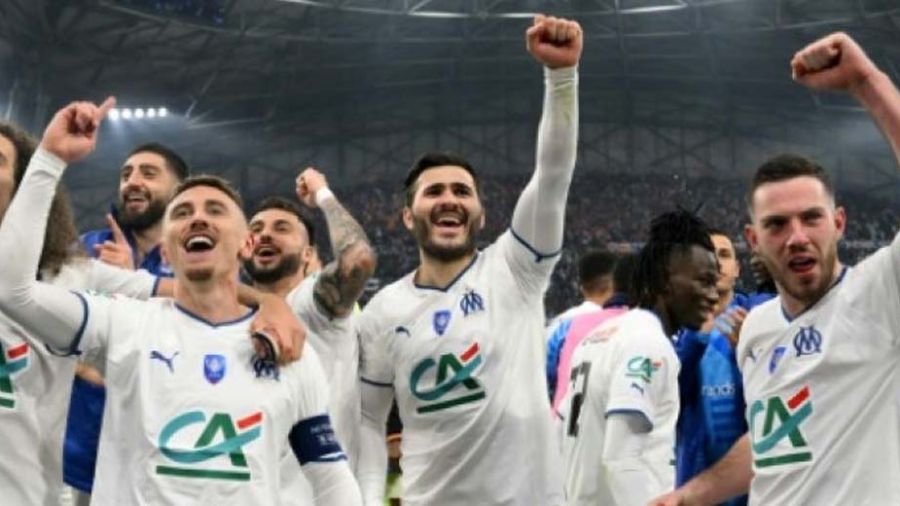 Coupe de France: l'exploit pour l'OM, l'inquiétude pour le PSG